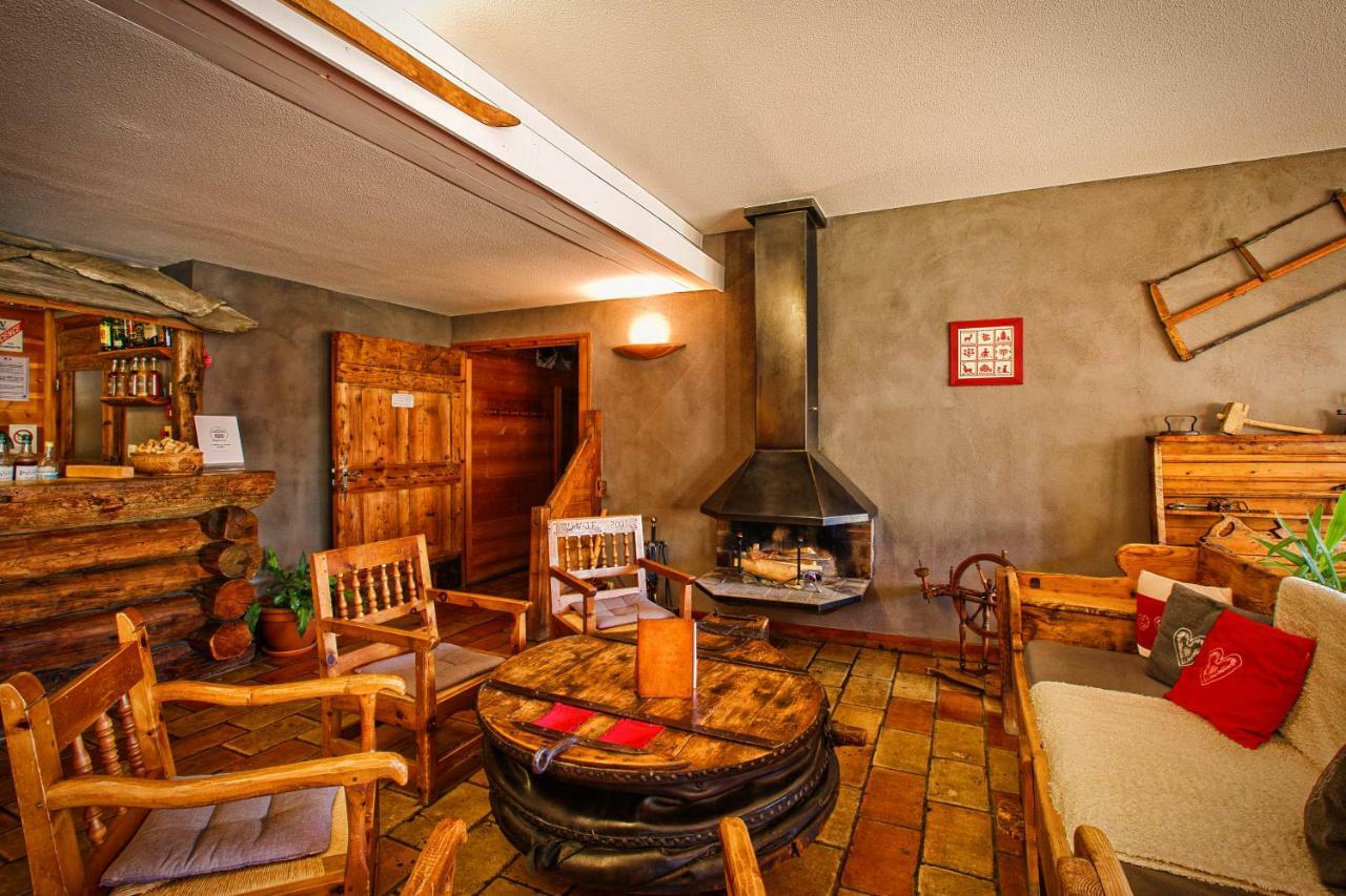 Hotel & Spa La Ferme De L'Izoard Arvieux Luaran gambar